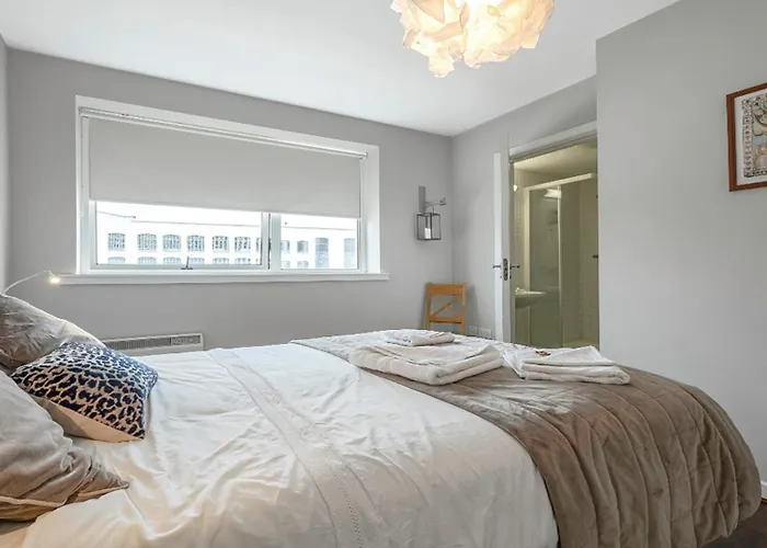 Traditional - Free Parking * Galway